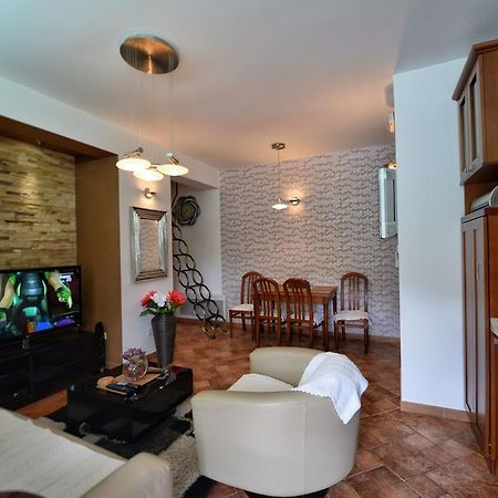Bmb Apartments Kotor Phòng bức ảnh