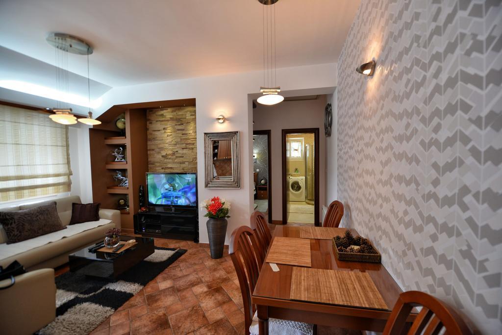 Bmb Apartments Kotor Phòng bức ảnh