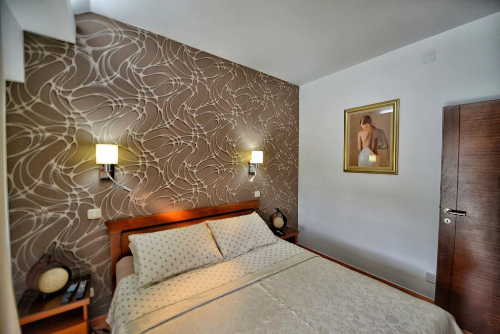 Bmb Apartments Kotor Phòng bức ảnh